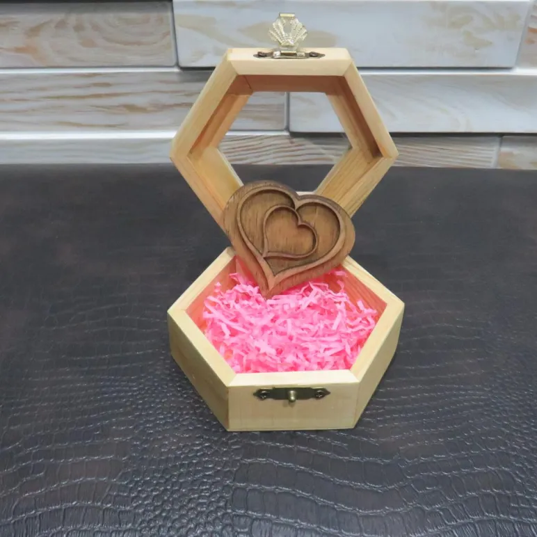 Подарочный набор «Сердце в оправе» (Шкатулка + Фантазийное сердце)